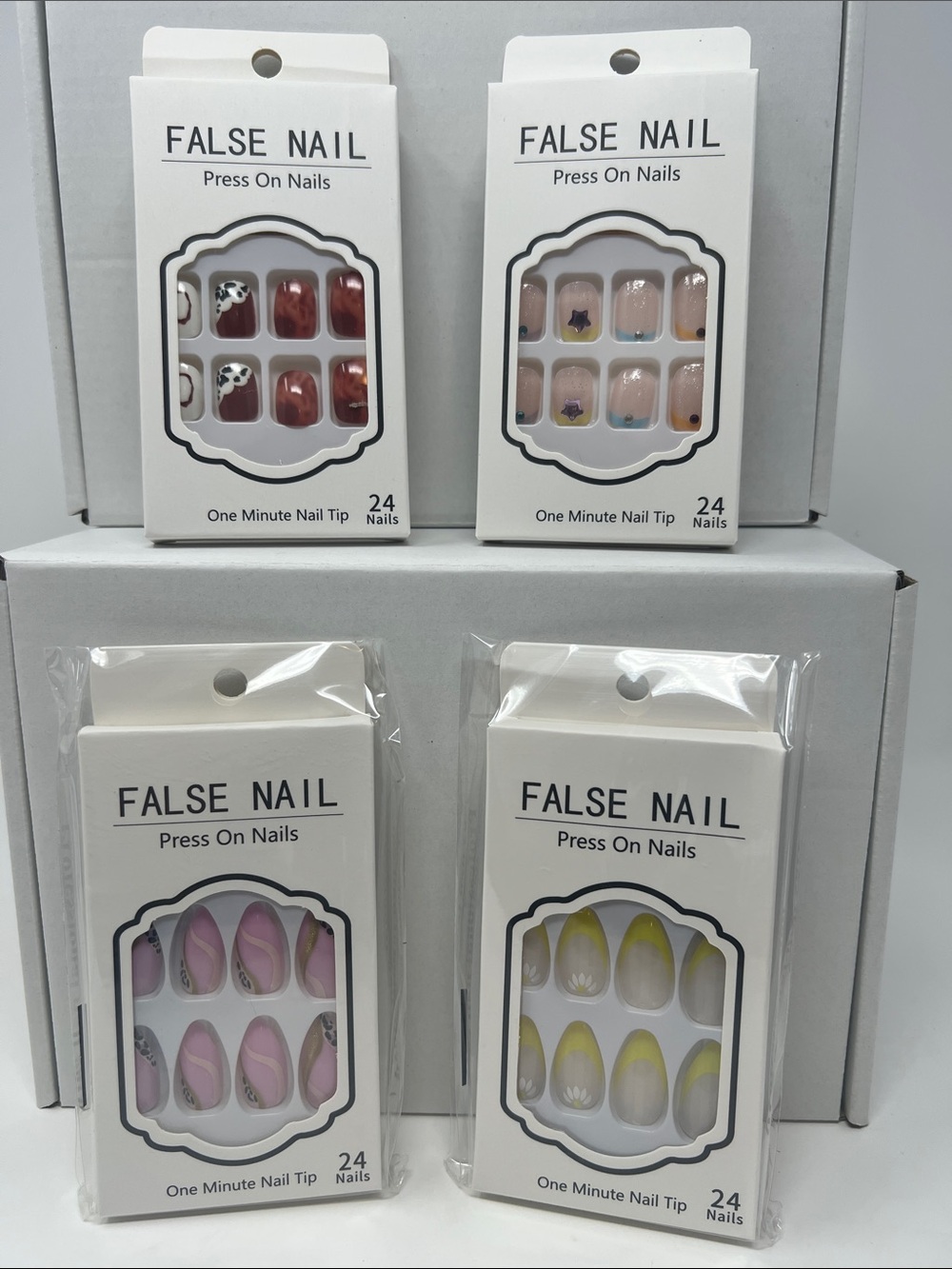 Bundle of 4 sets of assorted press on nails-18